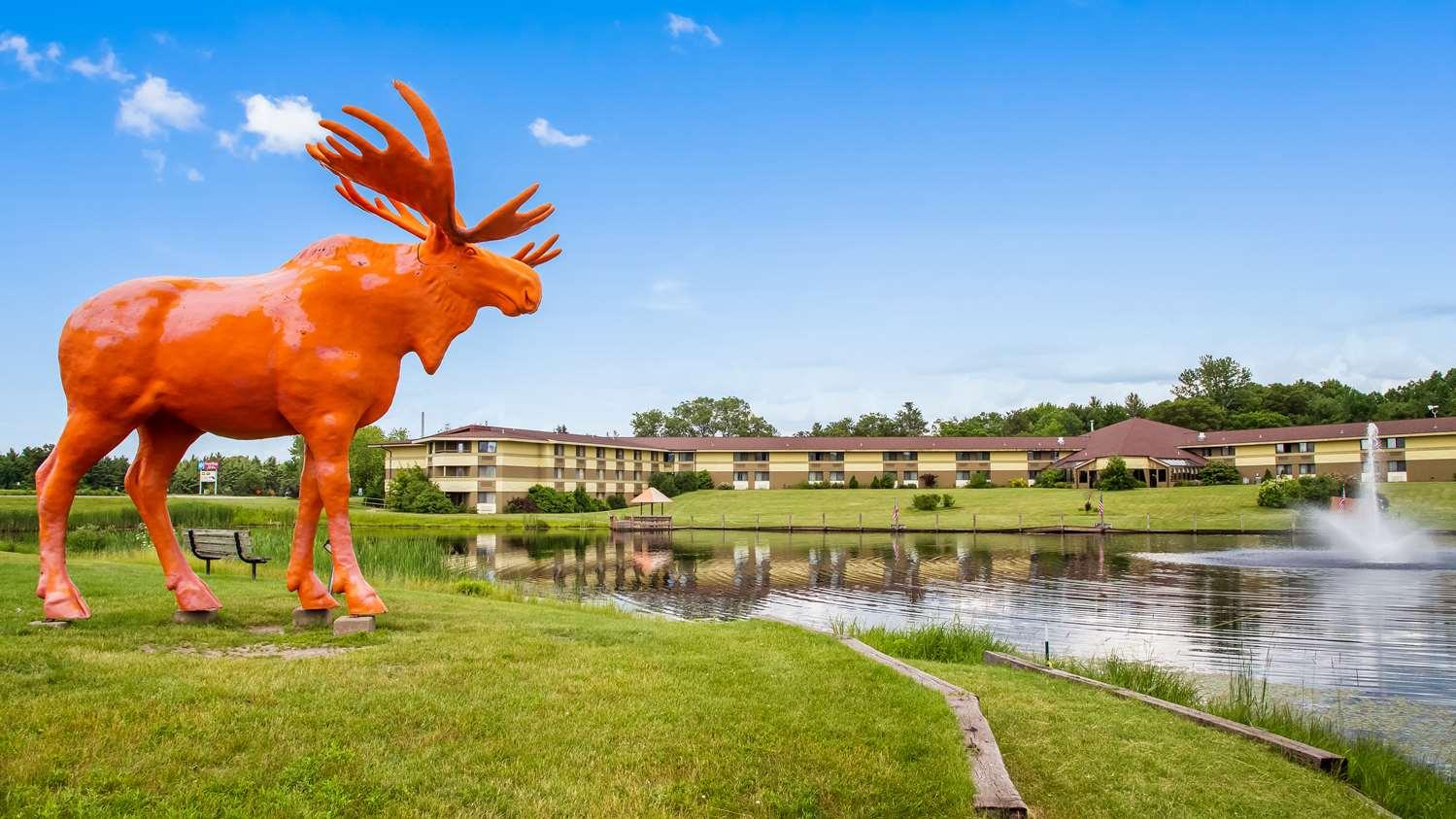 Surestay Plus Hotel By Best Western Black River Falls Kültér fotó