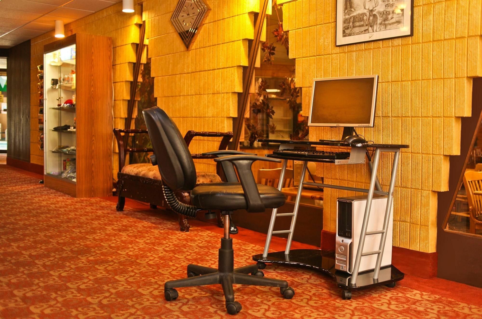 Surestay Plus Hotel By Best Western Black River Falls Kültér fotó