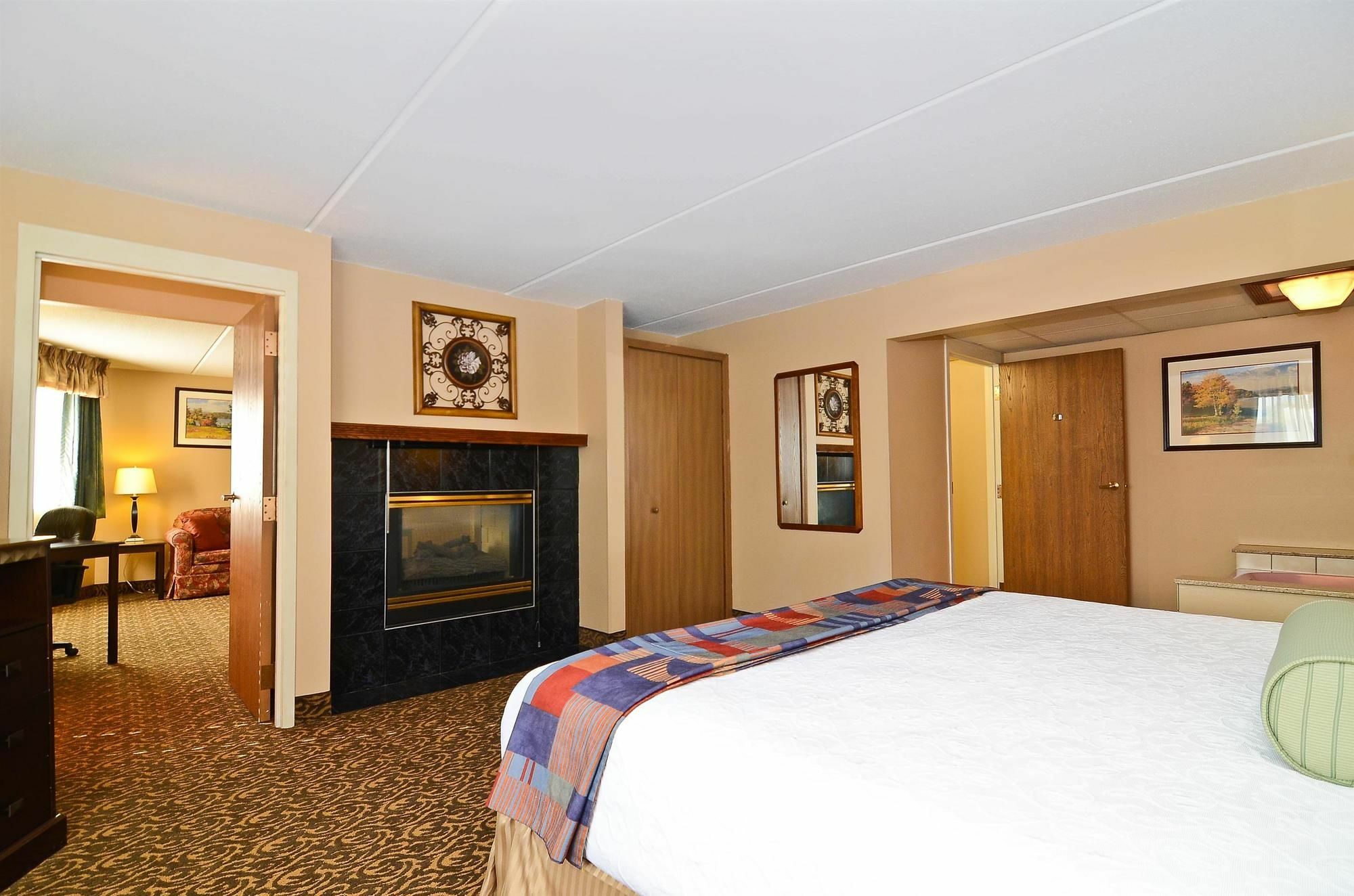 Surestay Plus Hotel By Best Western Black River Falls Kültér fotó