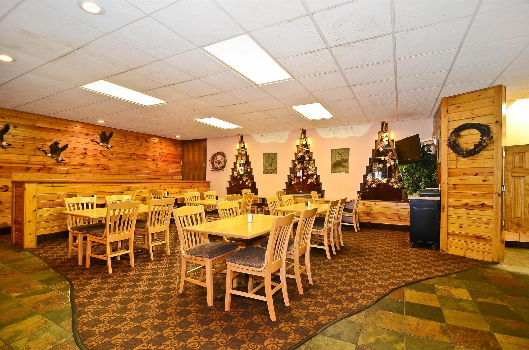 Surestay Plus Hotel By Best Western Black River Falls Kültér fotó